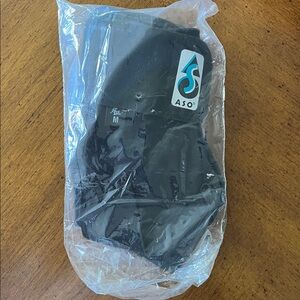 ASO Ankle Stabilizer, Black, Size Medium. No box but in plastic wrap.